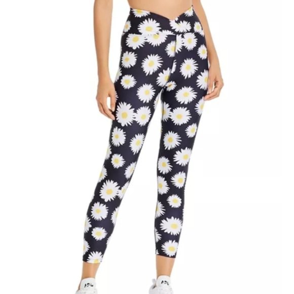 NWT Year of Ours Daisy Leggings - Picture 4 of 4